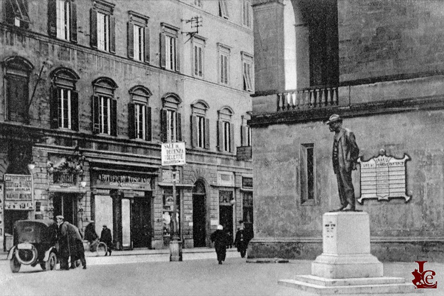 Piazza Carlo Alberto - Monumento a Fattori - 1910