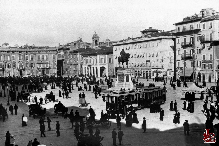 Piazza Vittorio Emanuele - 1904