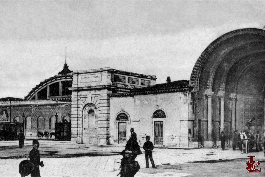 Stazione e Porta San Marco - 1898