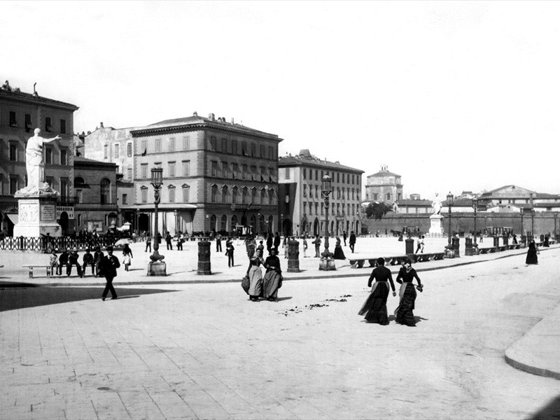 Piazza Carlo Alberto - 1905