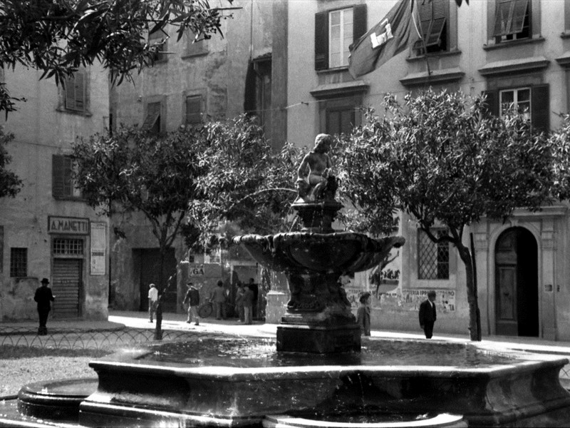 Piazza Guerrazzi - Fontana del Bacchino e Museo Regio - 1936