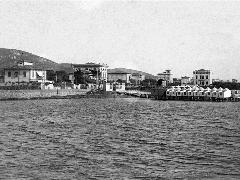 Viale Principe di Napoli e bagni Lido - 1905